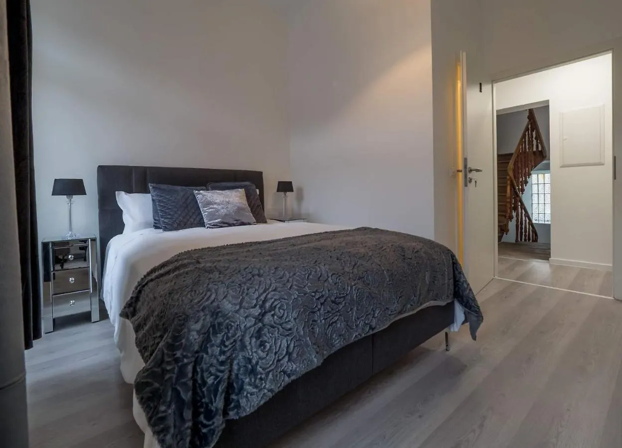 Executive Double Room With En-Suite In Guest House Rue Trevires R3 Luxembourg Luxembourg
