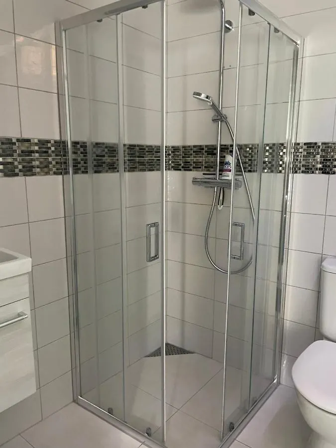 Executive Double Room With En-Suite In Guest House Rue Trevires R3 Luxembourg